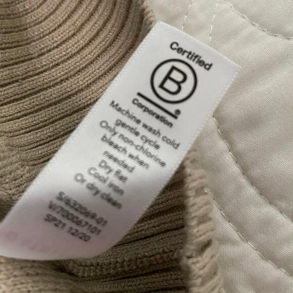 Athleta Womens Jacquard Sweater Abstract Animal Cream Merino Wool Blend medium - Picture 7 of 9